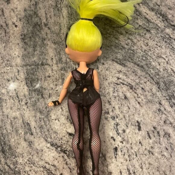 MGA LOL Surprise OMG Remix Rock Bhad Gurl 9” Doll Neon Green Black Hair & Outfit - Picture 3 of 3